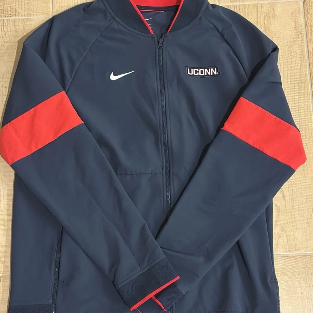 Nike Dri-Fit UCONN Huskies Official Team Issued Jacket